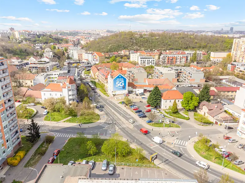 Prodej komerčního pozemku 645 m², Praha – náhled fotky 3
