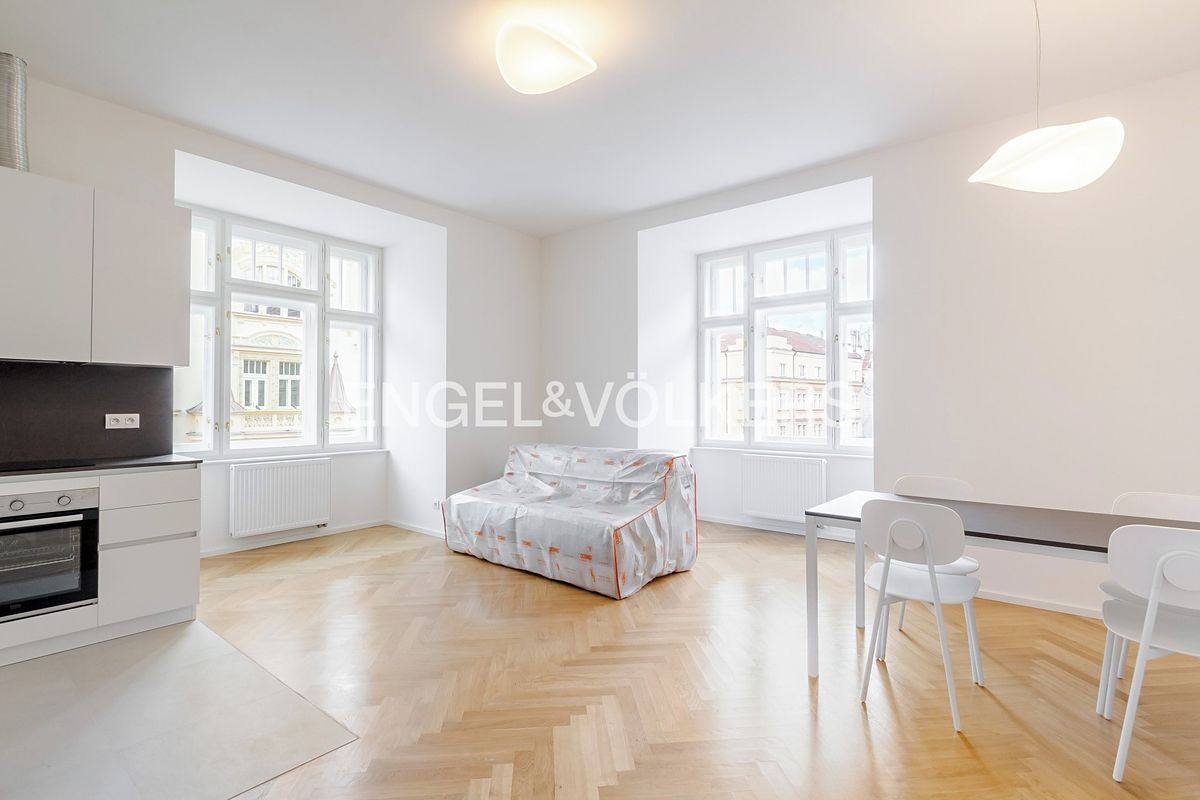 Pronájem bytu 3+kk 90 m²