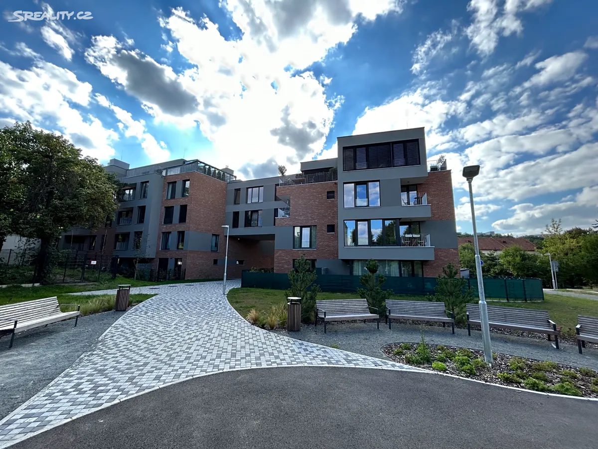 Pronájem bytu 2+kk 49 m², Praha