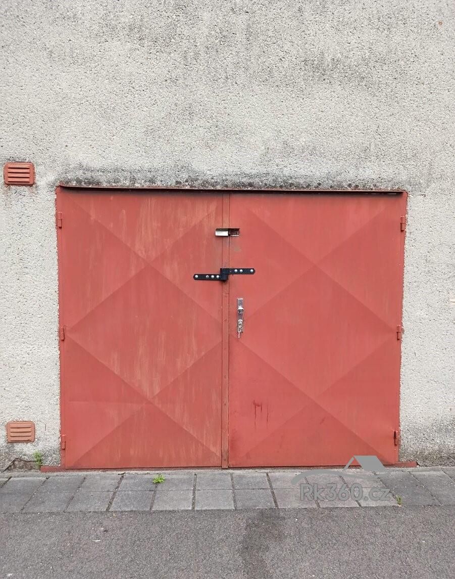Pronájem garáže 22 m² – fotografie 2