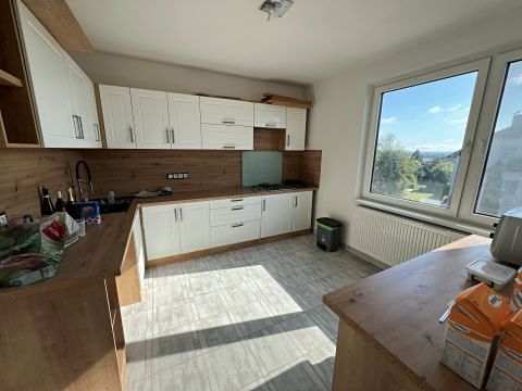Prodej rodinného domu 145 m², pozemek 873 m² – fotografie 2