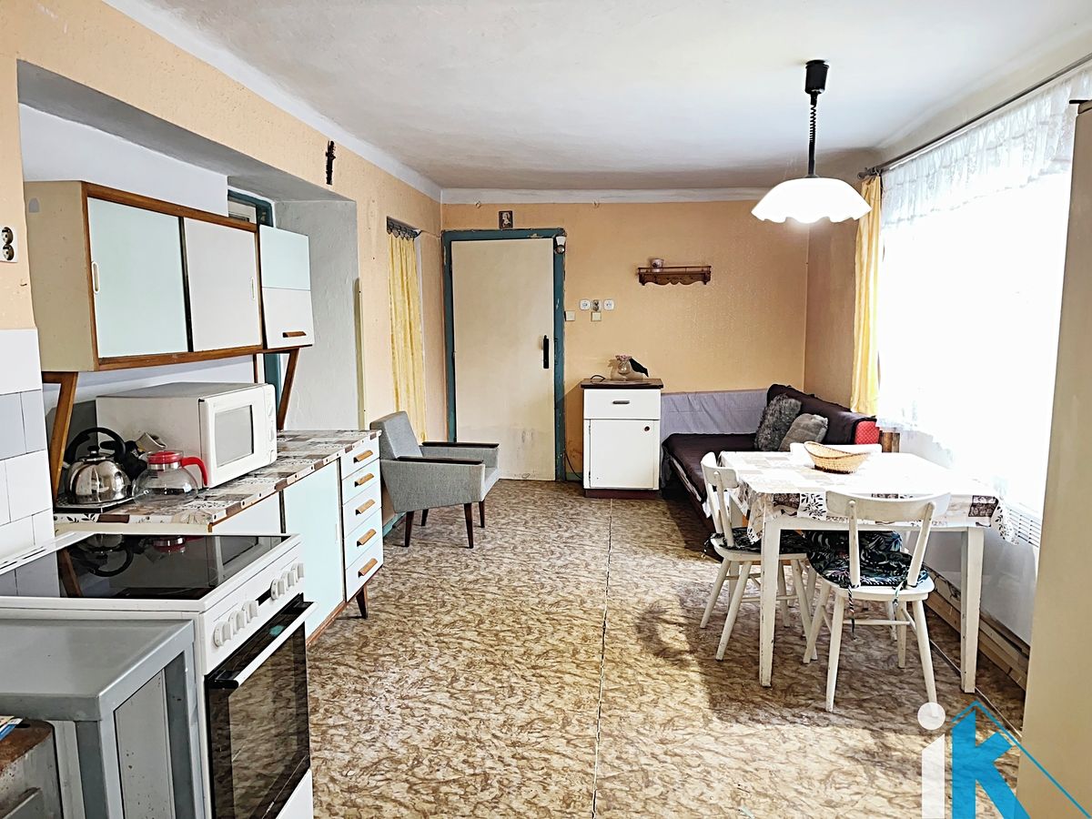 Prodej rodinného domu 98 m², pozemek 1829 m² – fotografie 3