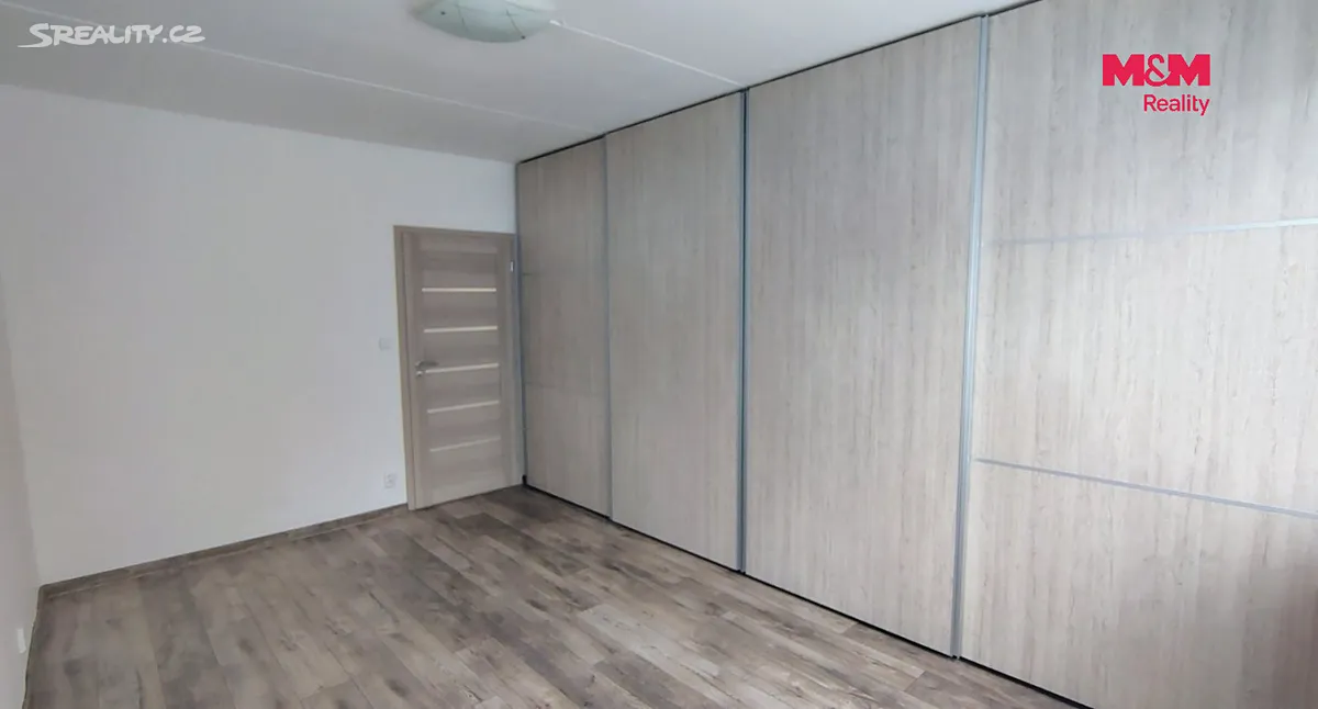 Pronájem bytu 2+1 57 m² – pohled 5