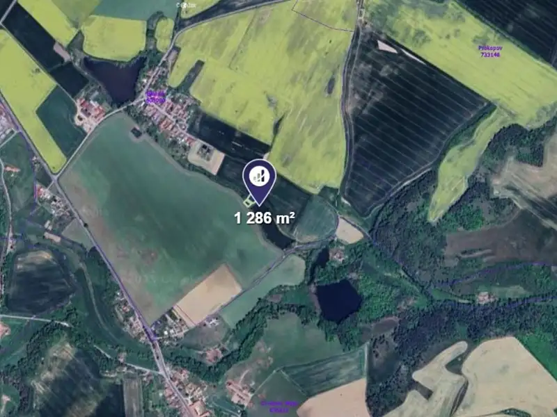 Prodej pole 1286 m², Blanné – náhled fotky 2
