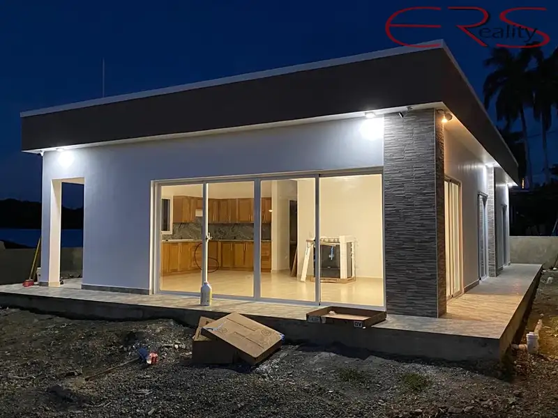 Prodej vily 105 m², pozemek 396 m², Imbert – náhled fotky 3