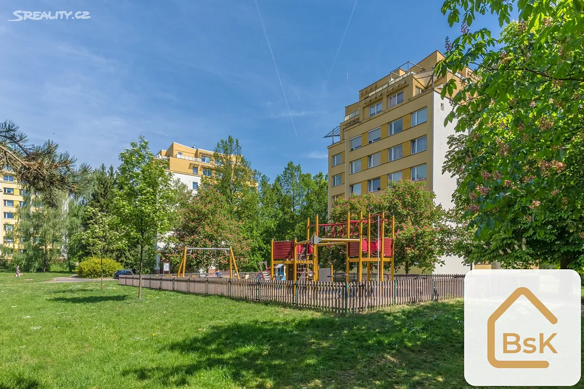 Prodej bytu 3+1 62 m², Praha