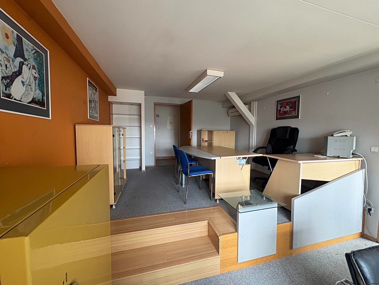 Комерційне приміщення в оренду, 59 м² (3 з 14)