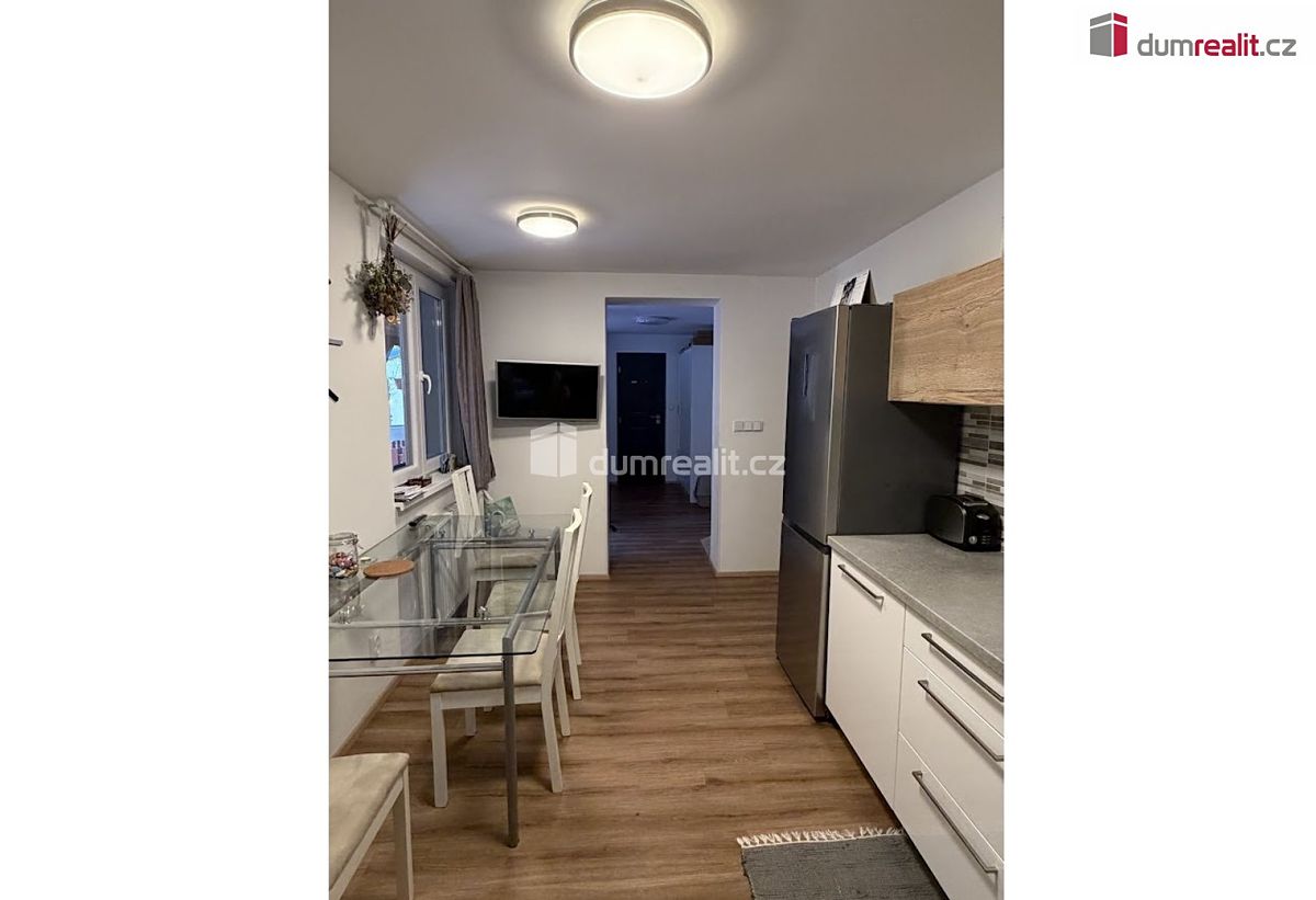 Prodej rodinného domu 128 m², pozemek 396 m² – fotografie 5
