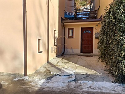Prodej domu, 240 m² (2 z 18)