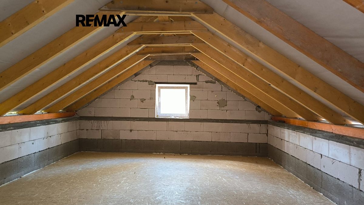 Prodej rodinného domu 182 m², pozemek 311 m² – fotografie 4