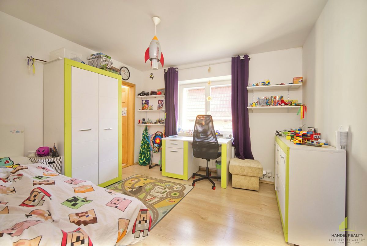 Prodej vily 327 m², pozemek 871 m² – fotografie 5