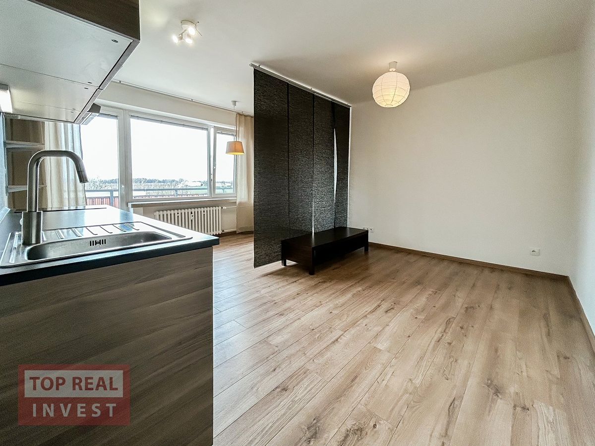 Pronájem bytu 3+kk 59 m² – fotografie 4