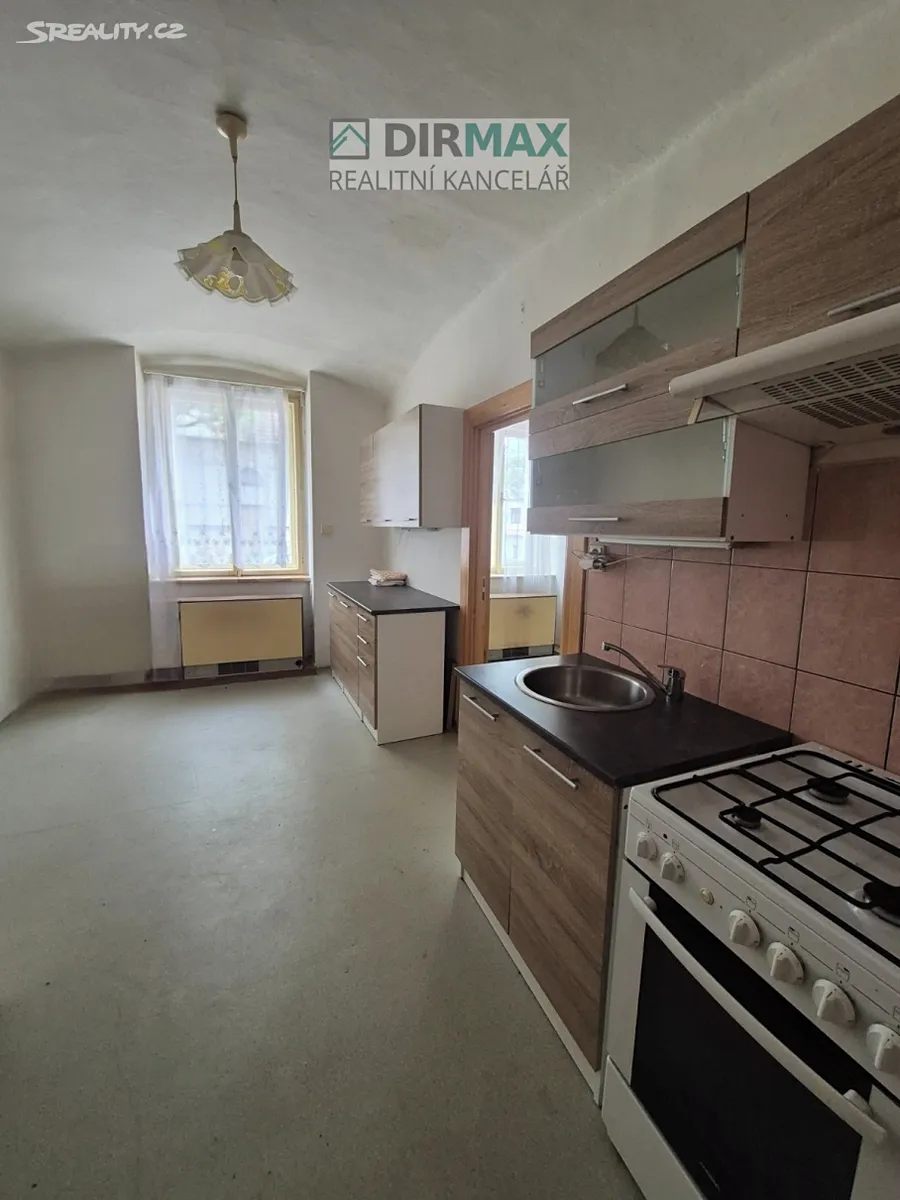Prodej rodinného domu 292 m², pozemek 264 m² - View 6
