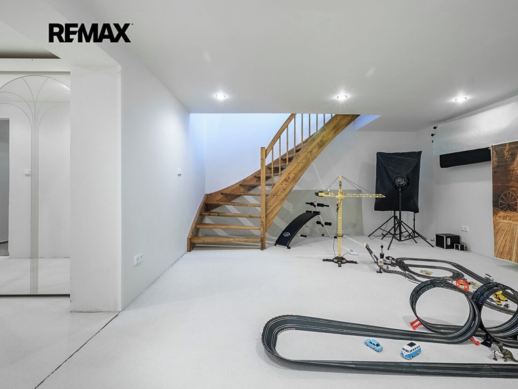 Будинок на продаж, 205 м² (13 з 21)