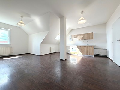 Pronájem bytu 3+kk 88 m²