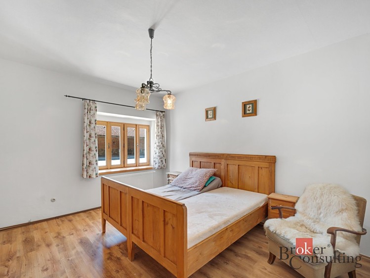 Haus zum Kauf, 450 m² (32 von 54)