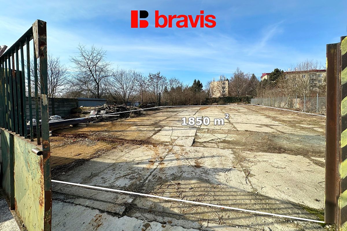 Pronájem komerčního pozemku 1850 m² – fotografie 2