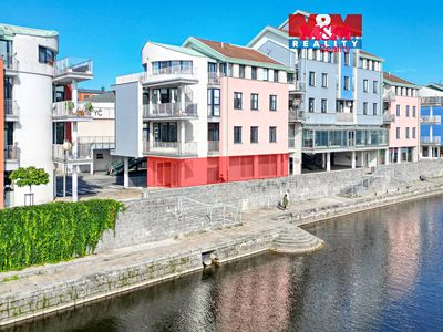 Pronájem obchodního prostoru 53 m²