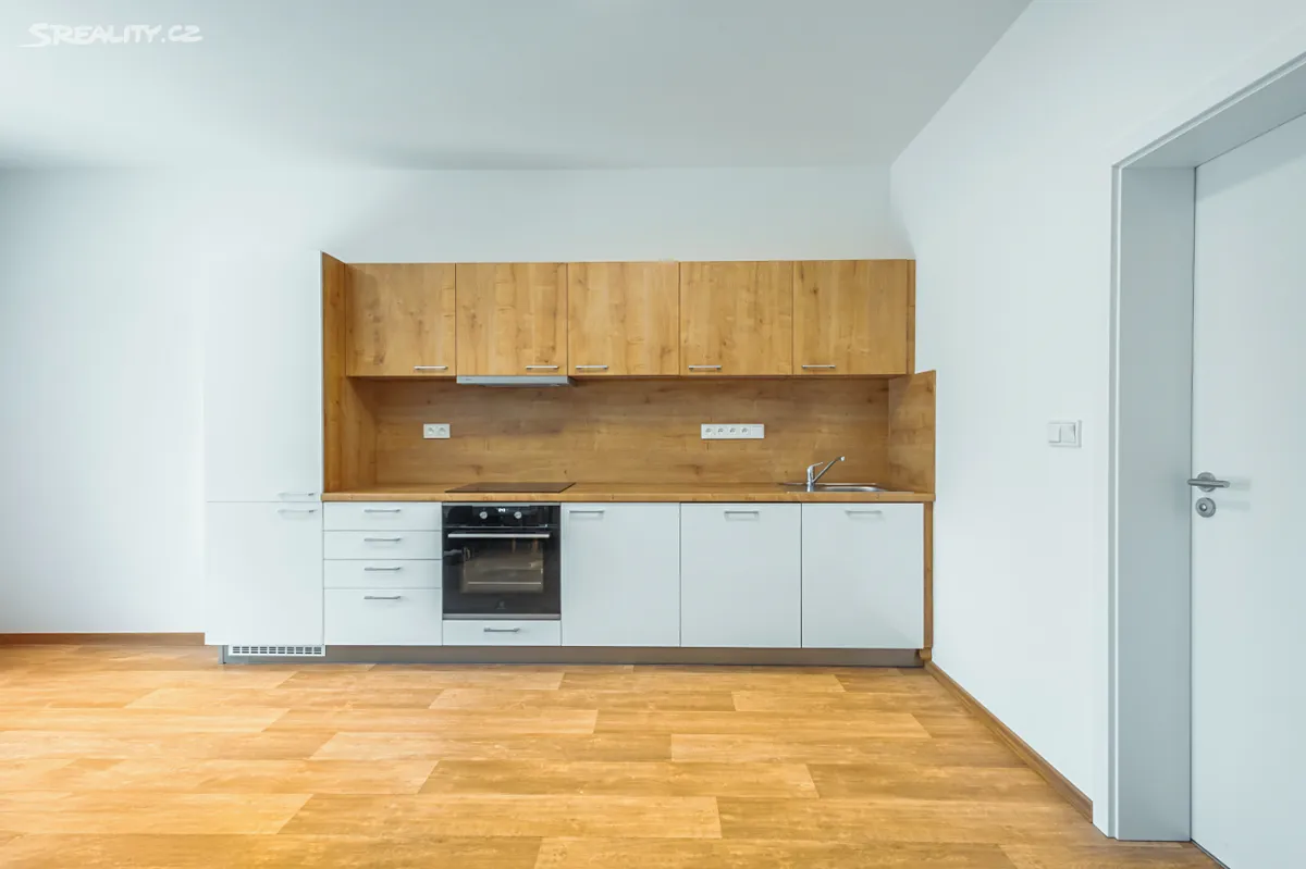 Pronájem bytu 2+kk 48 m² - Widok 2