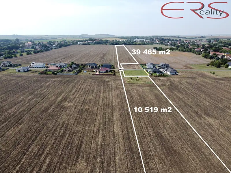 Prodej stavebního pozemku 49984 m², Velim – náhled fotky 2