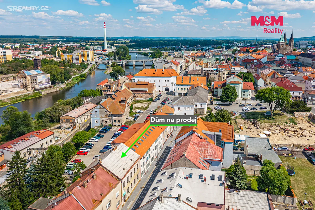 Prodej rodinného domu 230 m², pozemek 524 m² – pohled 2
