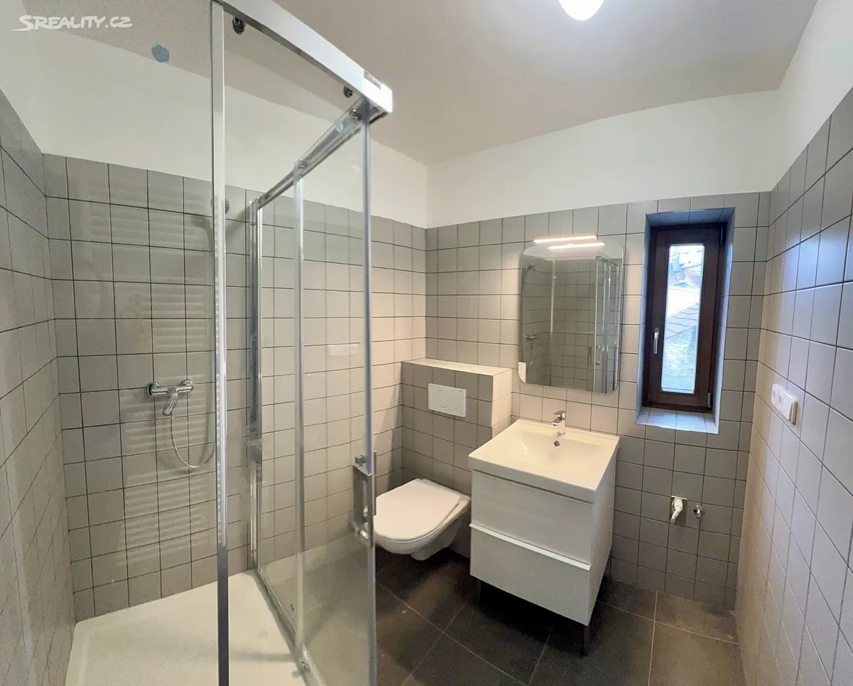 Pronájem bytu 2+kk 39 m² – pohled 4