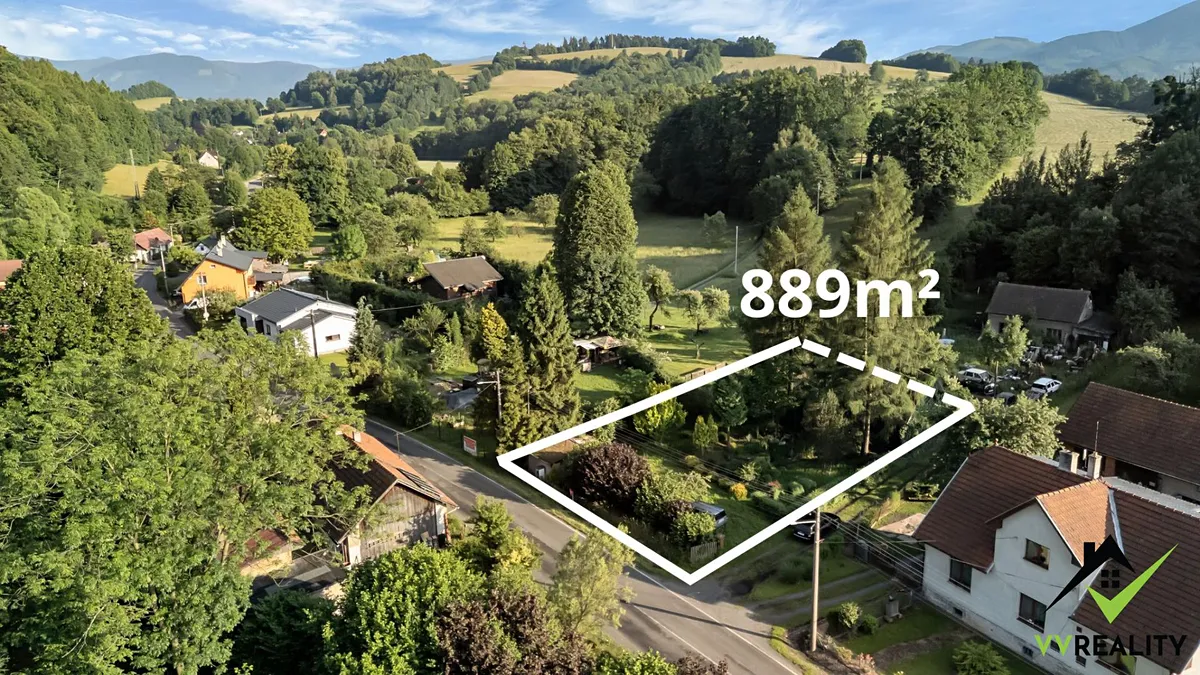 Prodej stavebního pozemku 889 m²