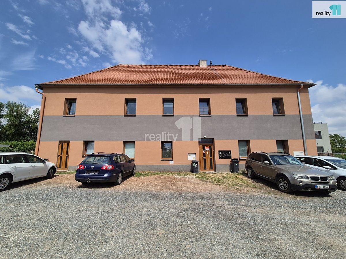 Pronájem bytu 1+kk 35 m²
