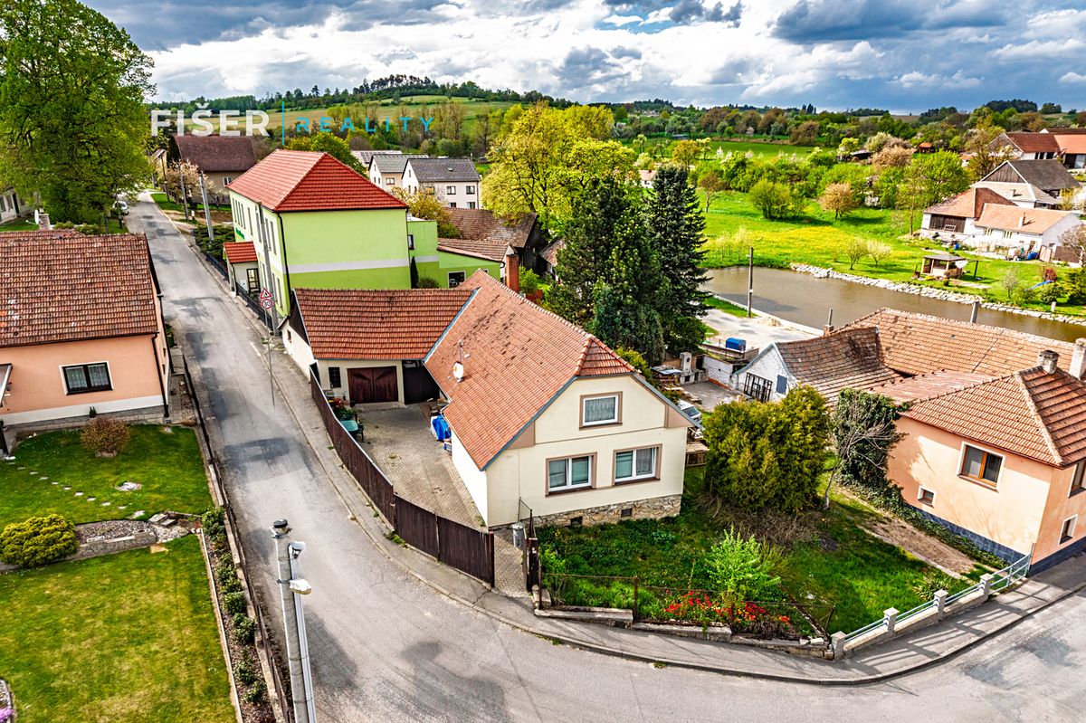 Prodej rodinného domu 87 m², pozemek 393 m² – fotografie 3