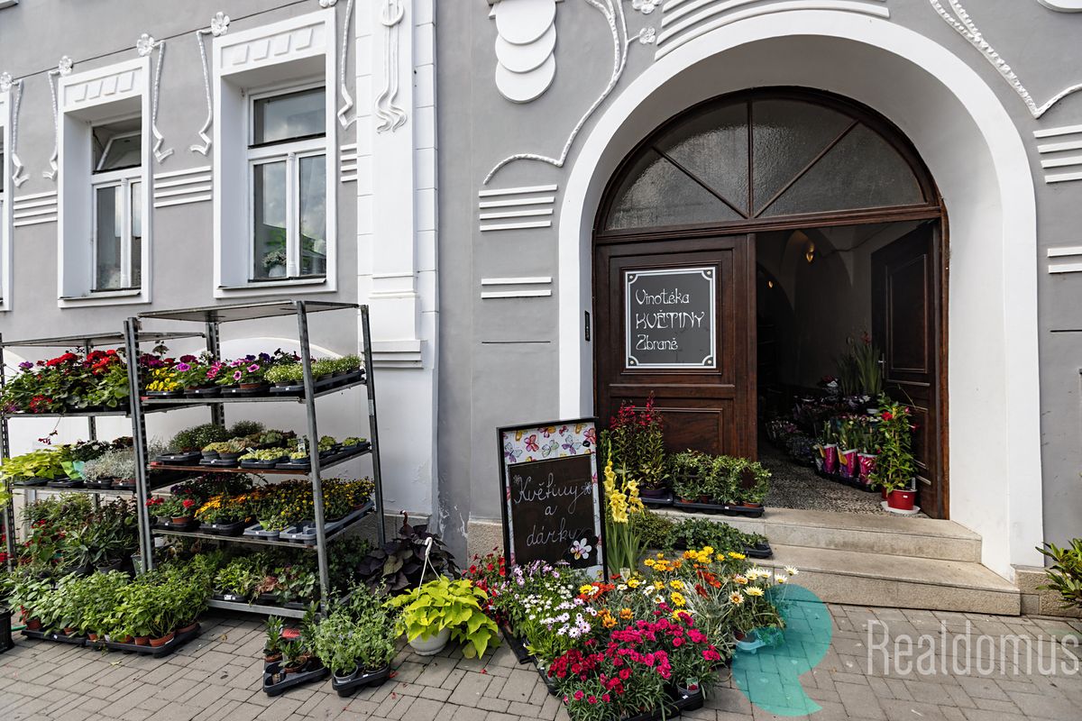 Pronájem obchodního prostoru 75 m² – fotografie 2