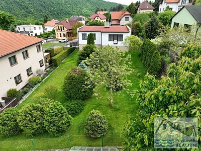 Prodej rodinného domu 214 m², pozemek 858 m²