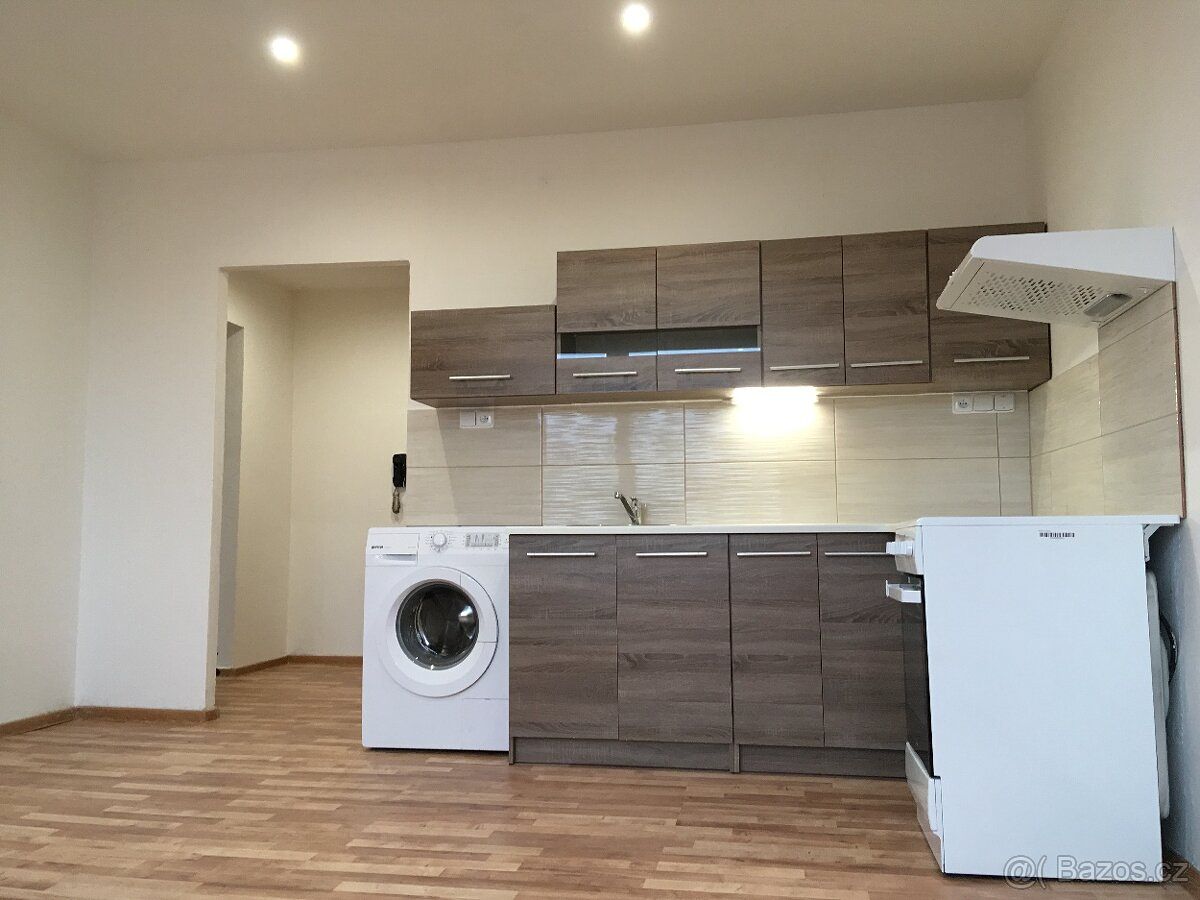 Pronájem bytu 2+kk 44 m²