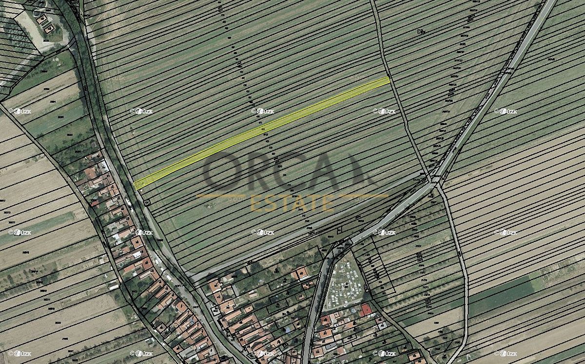 Prodej pole 2030 m², Hrubá Vrbka – fotka 1 z 3
