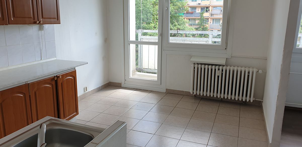 Pronájem bytu 1+1 40 m² – fotografie 2