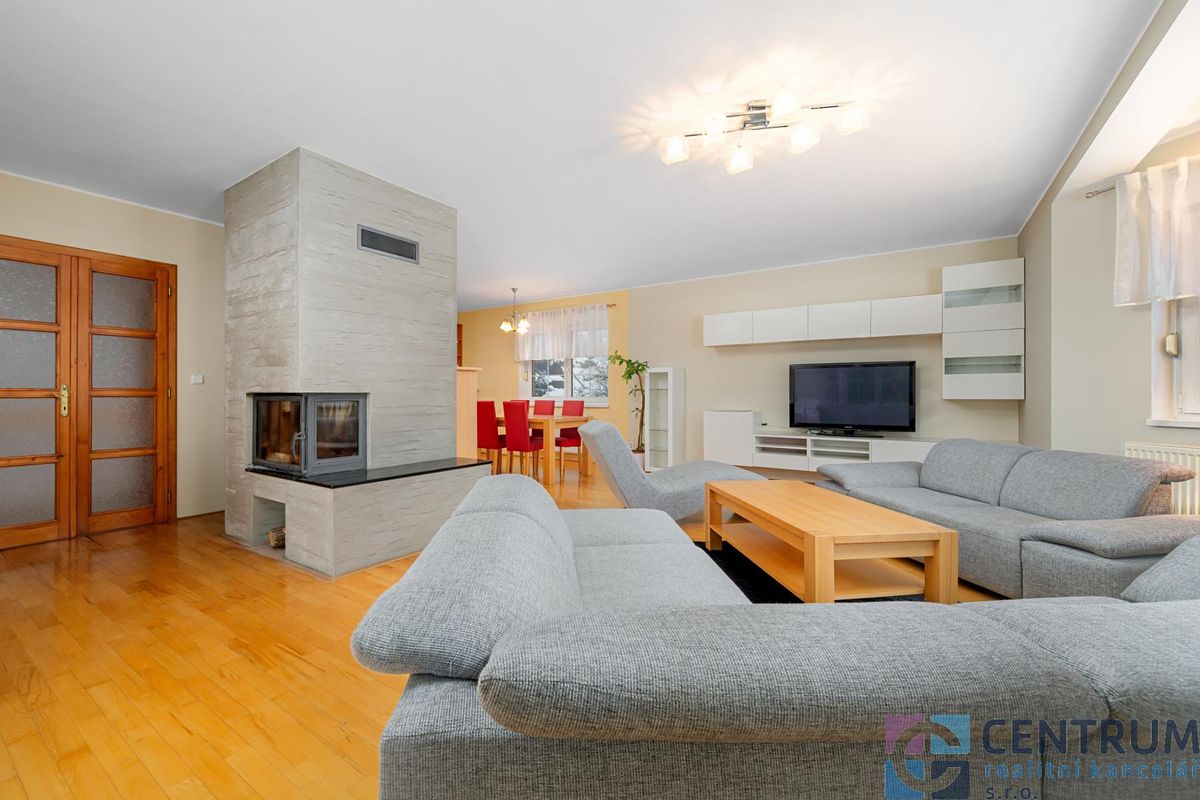 Prodej rodinného domu 190 m², pozemek 1915 m² – fotografie 5