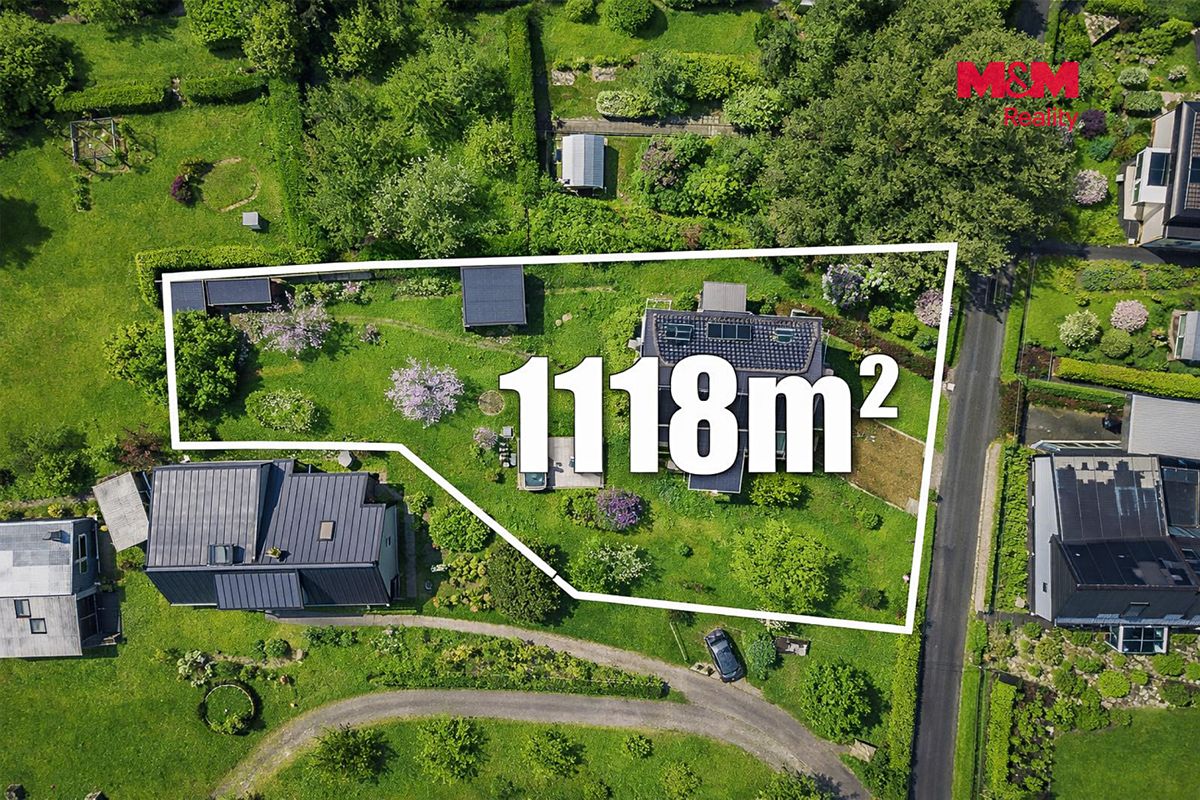 Prodej rodinného domu 229 m², pozemek 1015 m² – fotografie 4