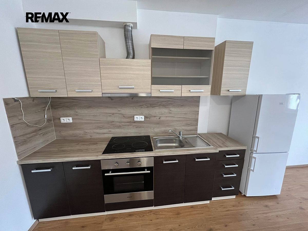 Pronájem bytu 1+kk 39 m²
