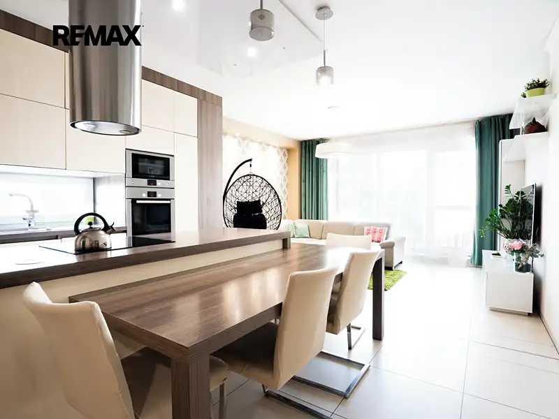 Prodej rodinného domu 290 m², pozemek 251 m², Kyjov – náhled fotky 2