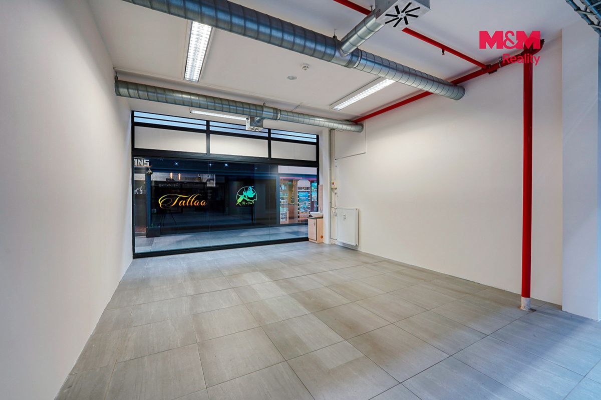 Pronájem obchodního prostoru 29 m² – fotografie 3