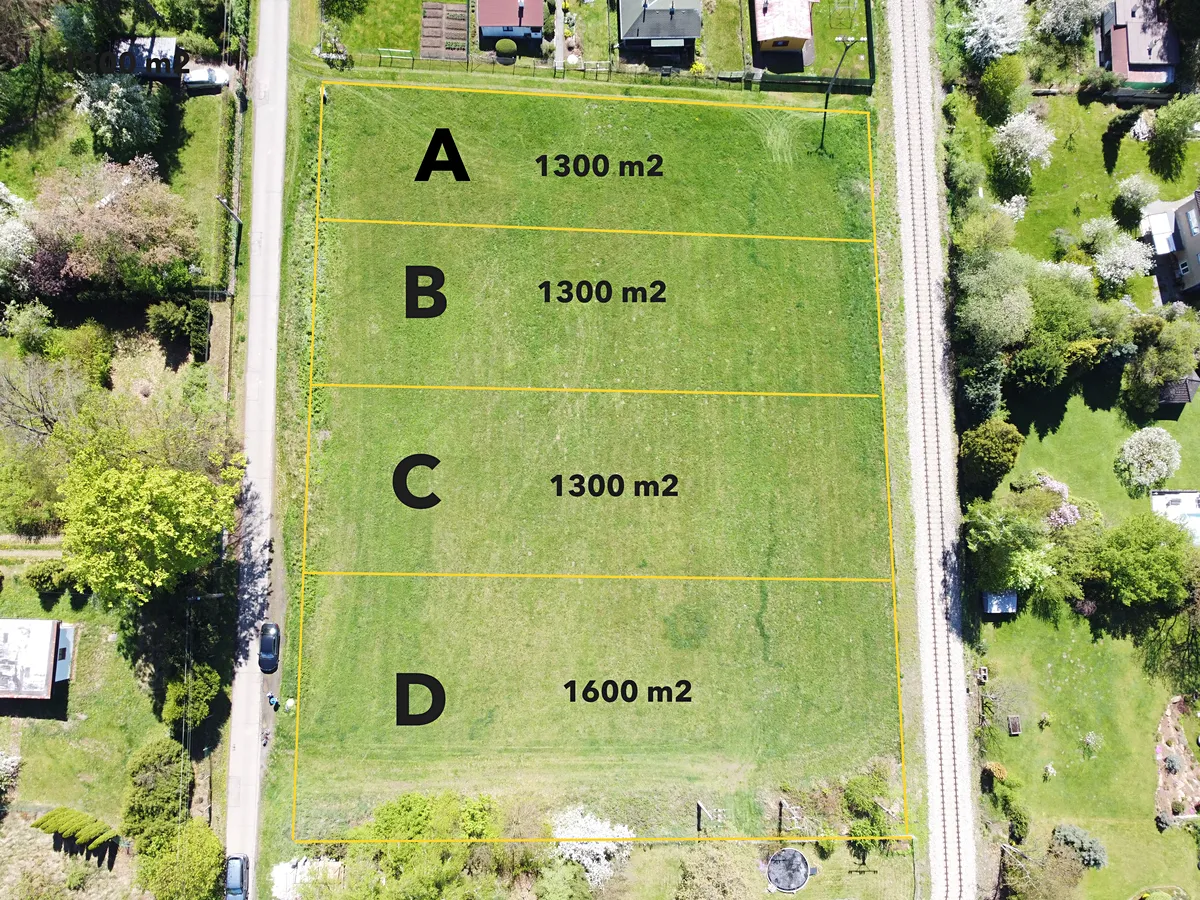 Prodej pozemku 1300 m²