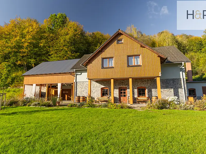 Prodej ubytovacího zařízení 580 m², Oskava – náhled fotky 2