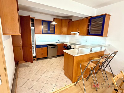 Pronájem bytu 2+kk 60 m²