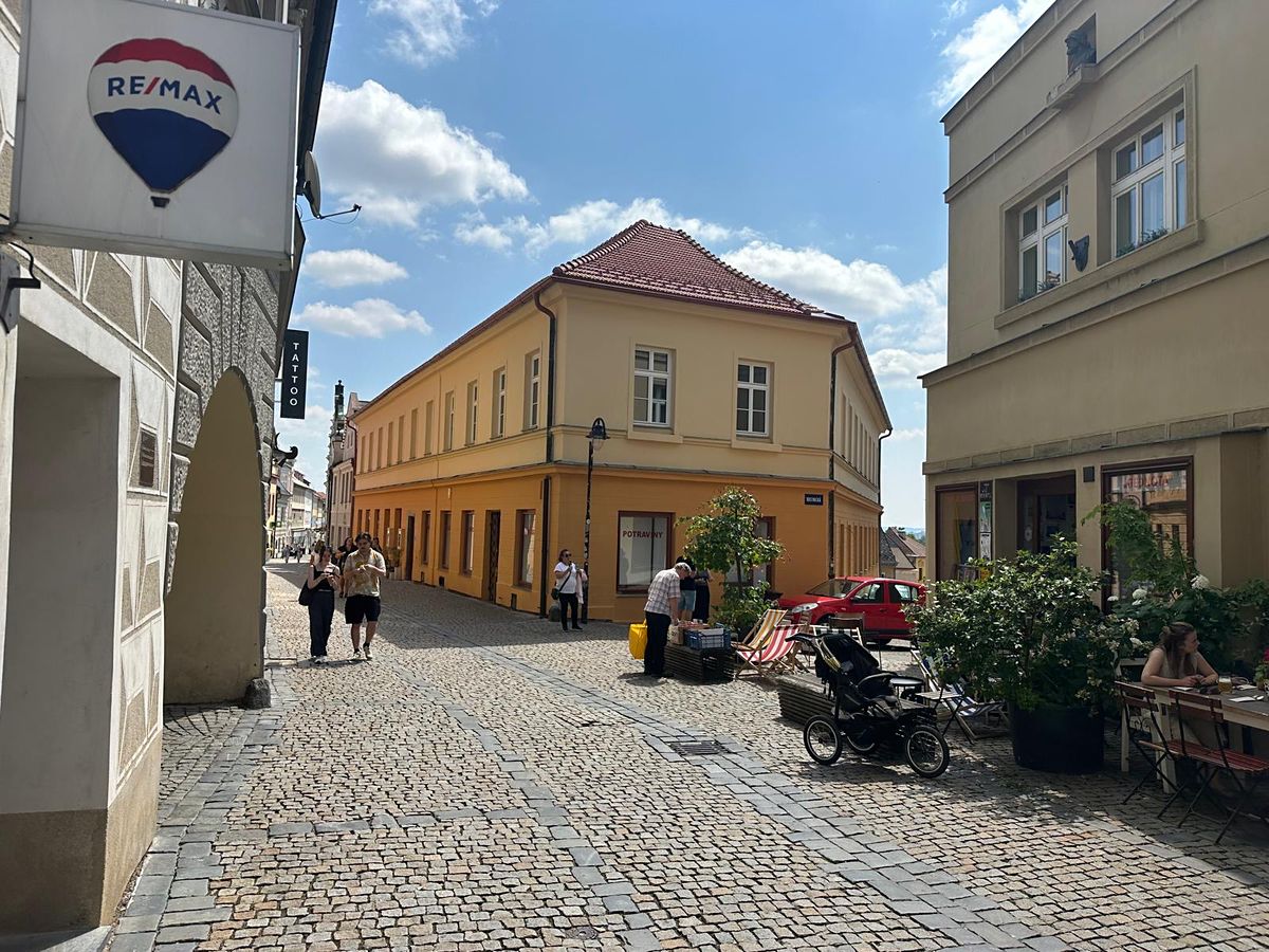 Pronájem bytu 2+kk 55 m²