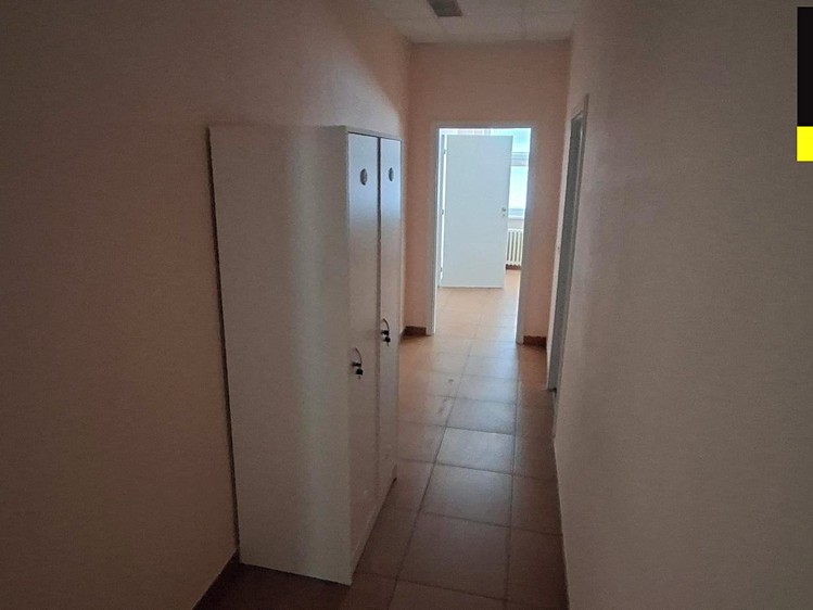 Pronájem komerčního prostoru, 140 m² (6 z 13)