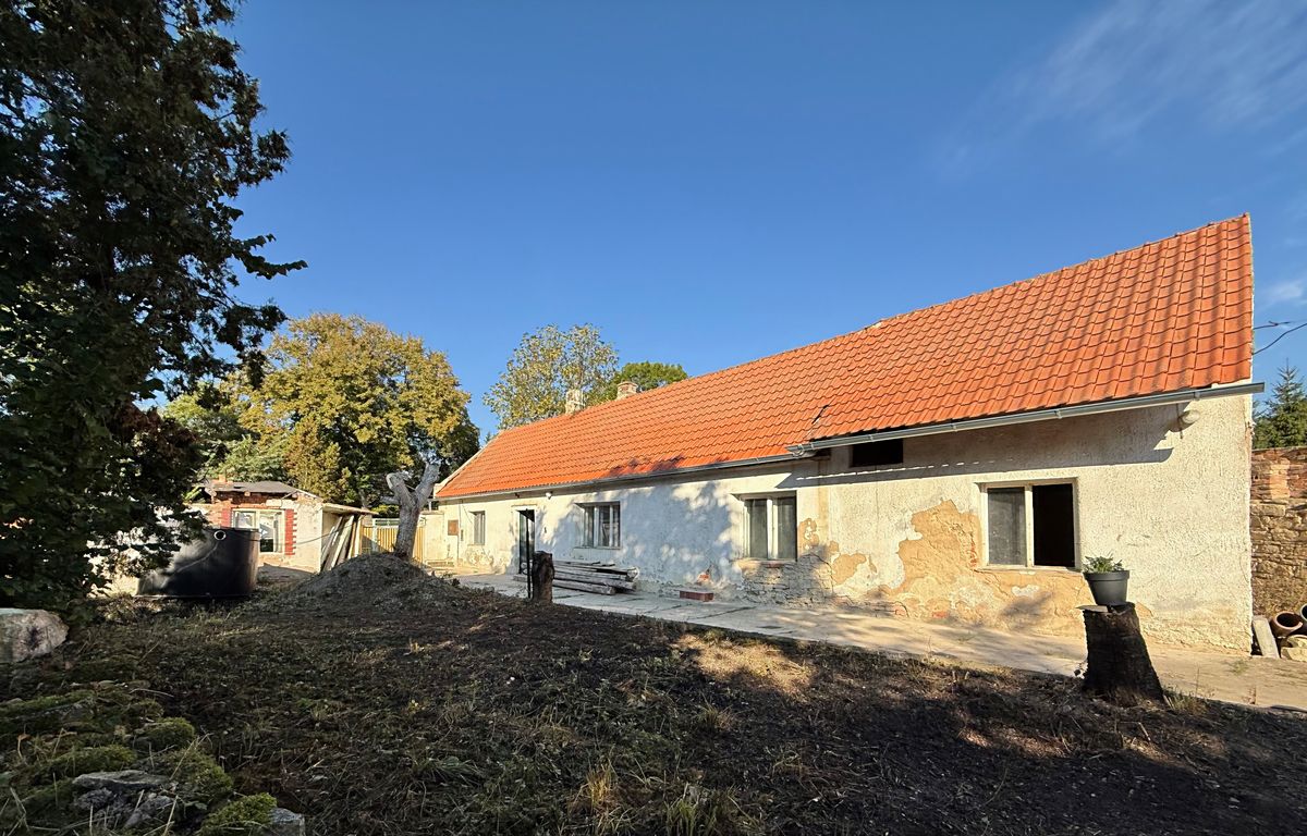 Prodej rodinného domu 130 m², pozemek 1049 m² – fotografie 5