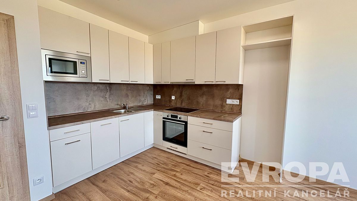 Pronájem bytu 2+kk 56 m²