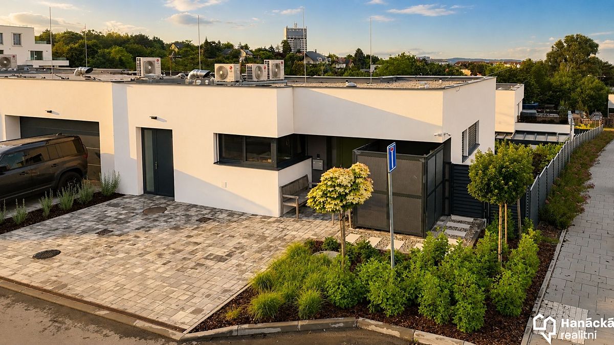 Prodej rodinného domu 200 m², pozemek 397 m² – fotografie 4
