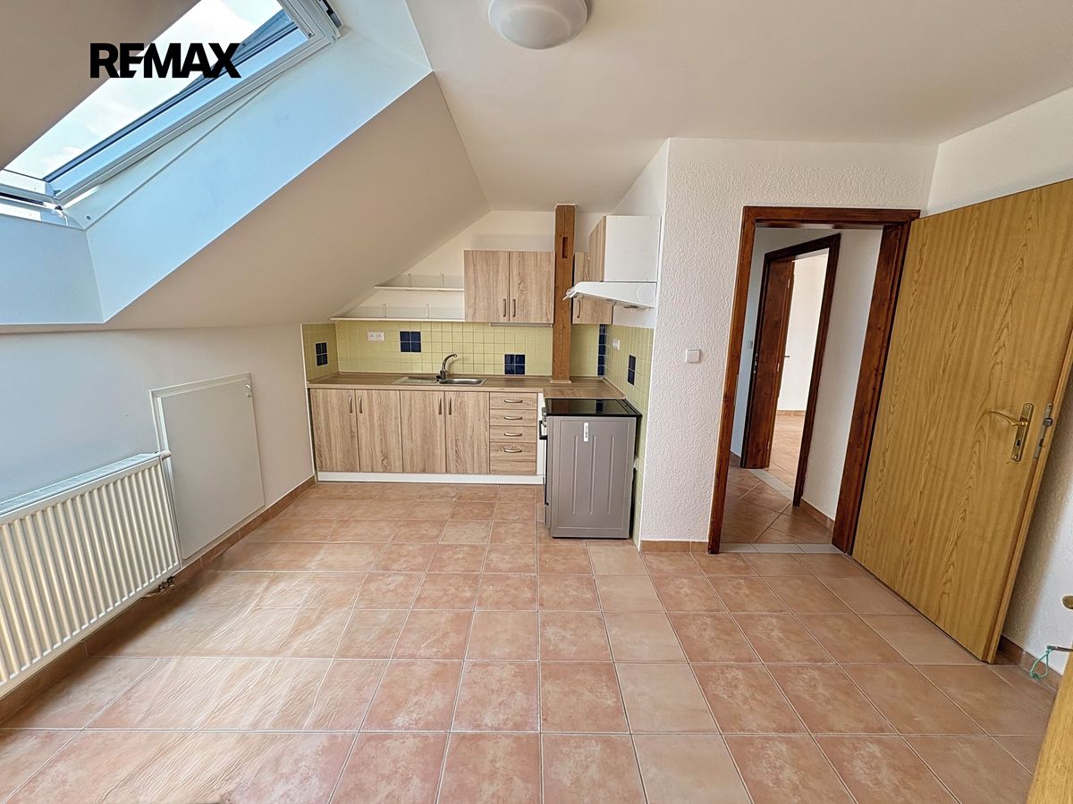 Pronájem bytu 2+kk 91 m²