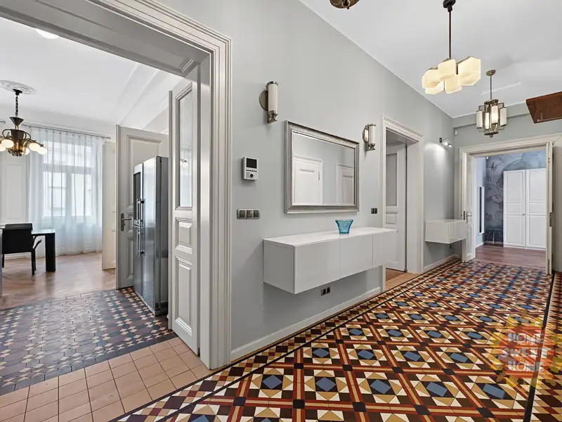 Pronájem bytu 3+1 154 m², Praha – náhled fotky 3