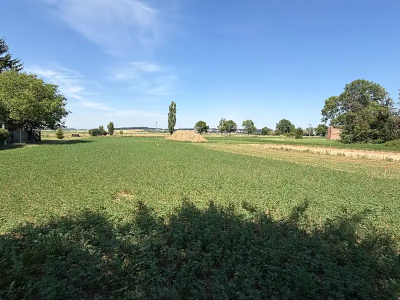 Prodej stavebního pozemku 1309 m², Lhota pod Libčany – náhled fotky 3